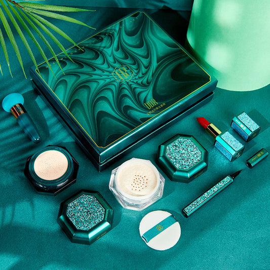 Emerald Beauty Set BB Cream Lipstick Eyeliner