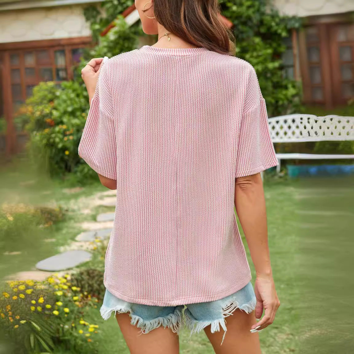 Contrast Color Wave Striped Short Sleeve Top